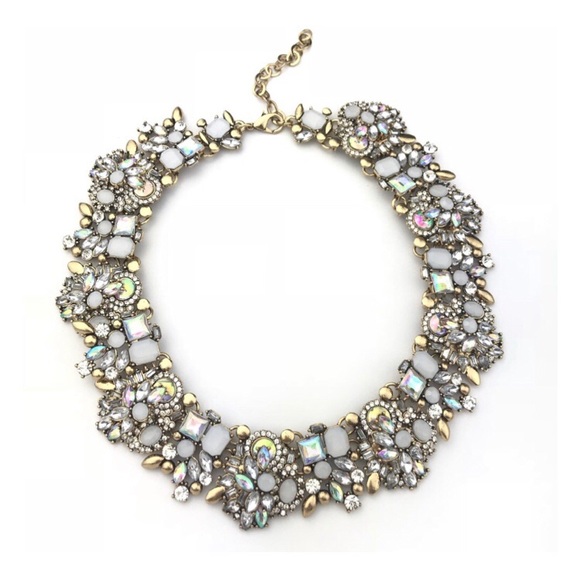 Glam Collar Necklace - Picture 2 of 8